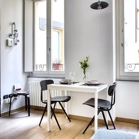 Joivy Elegant Flat Easy Access To Centre